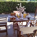 Evi\'S Sea View Villa